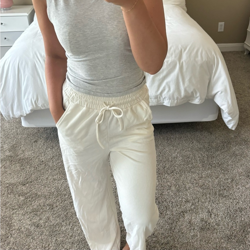 MELLODAY White Track Pants with Drawstring Waist